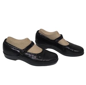 SAS Maria Mary Jane Black Snakeskin Print Leather Comfort Shoes SZ 7.5